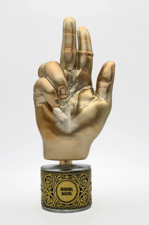 Pont. Max Extrait de Parfum