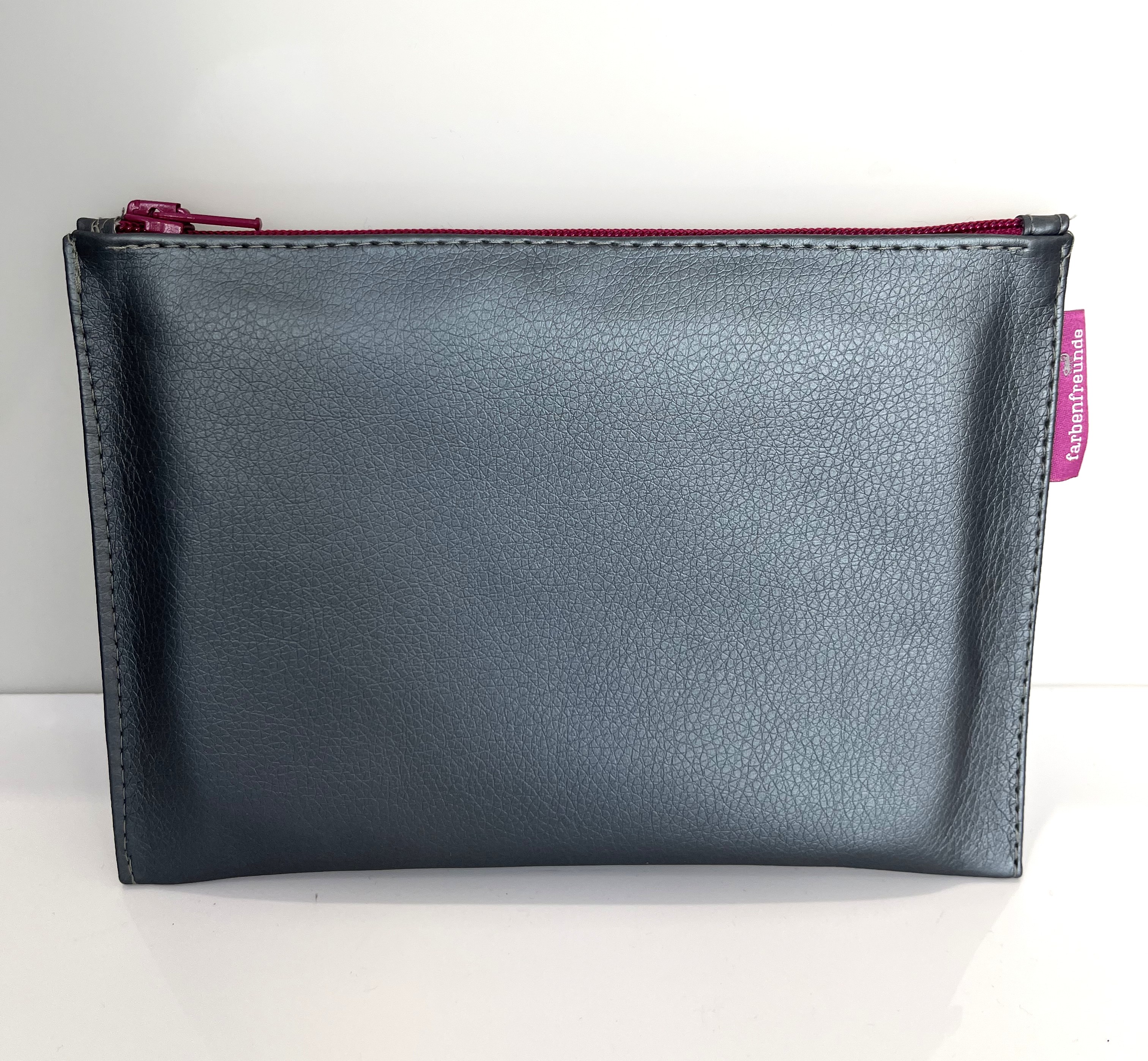 IMG_0779 Toilettentasche, flach, silber