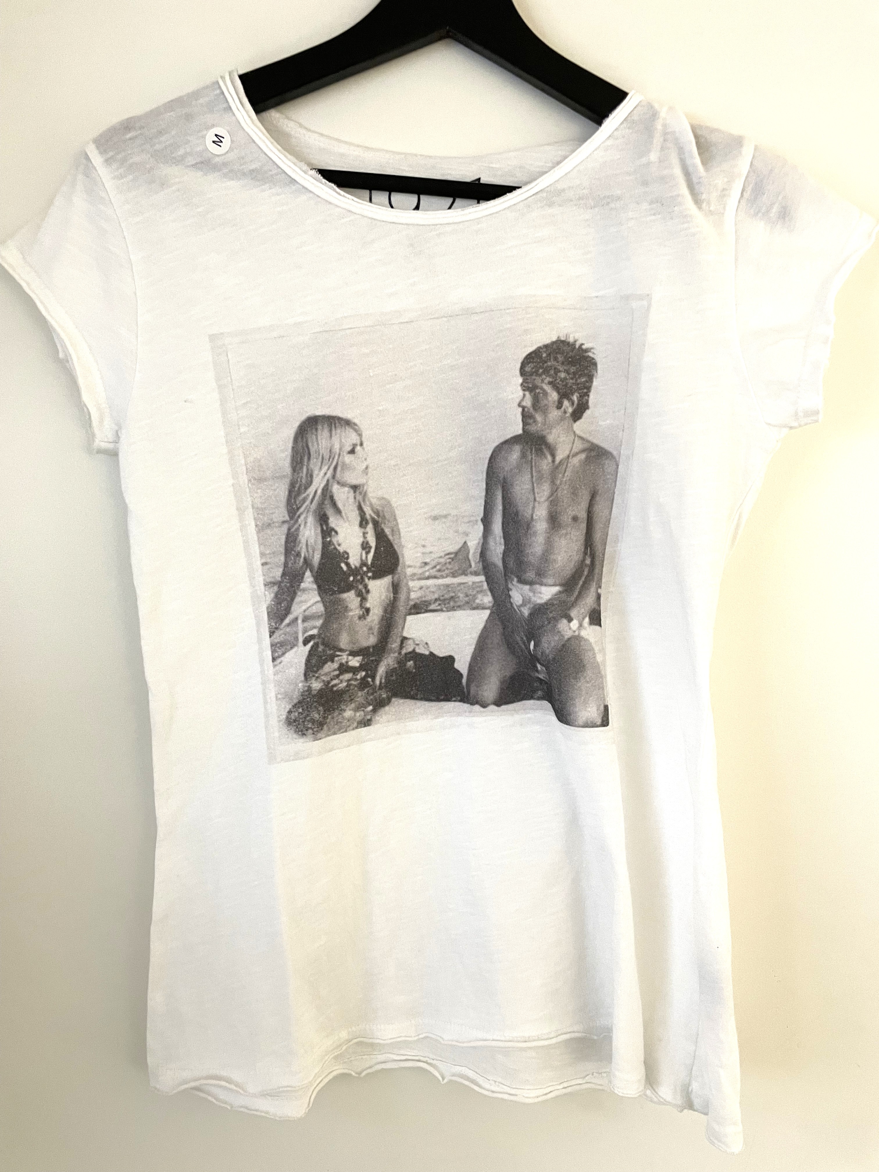 Brigit Bardot und Alain Delon am Schiff Größe: M