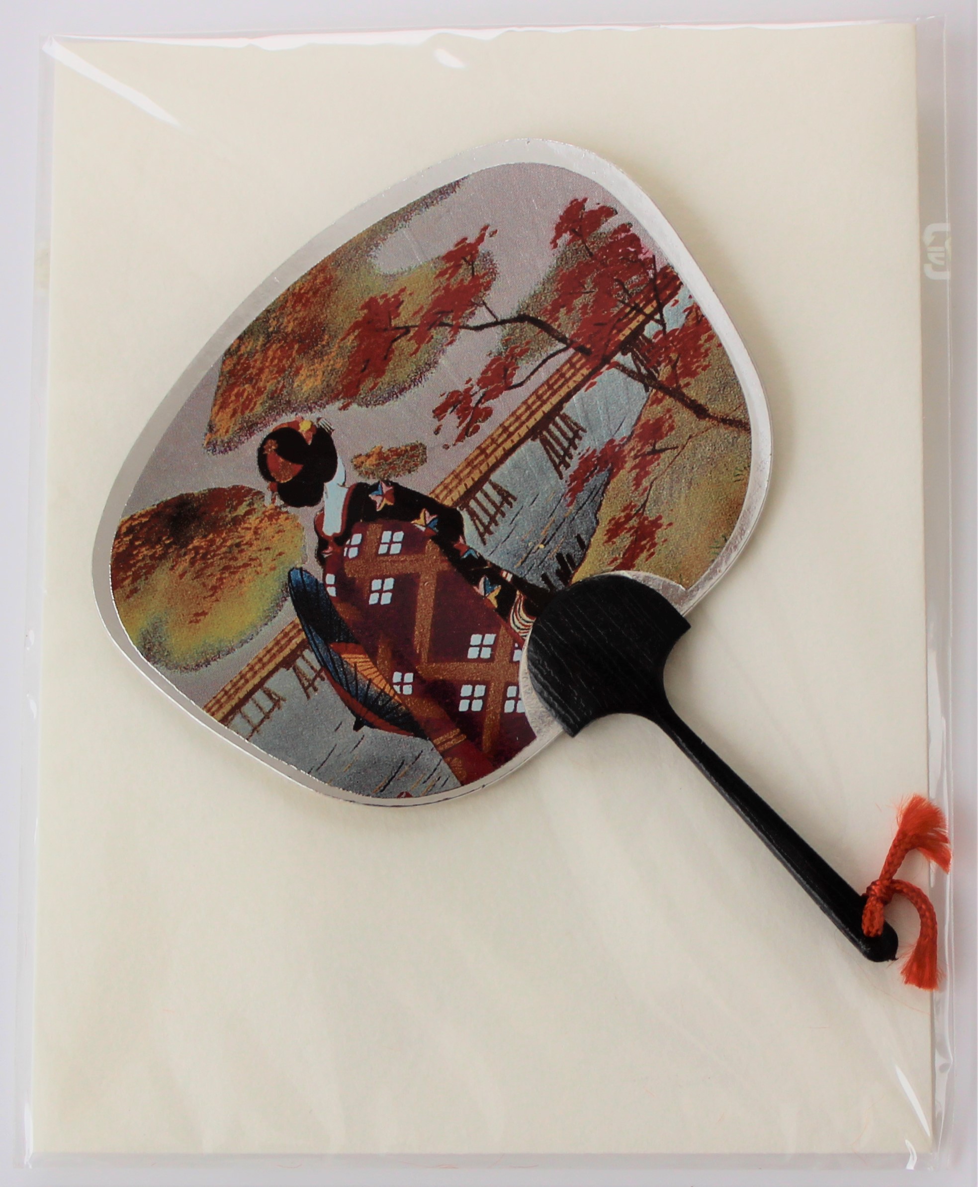 IMG_1942 kleiner Fächer und Grußkarte Geisha Herbstlaub