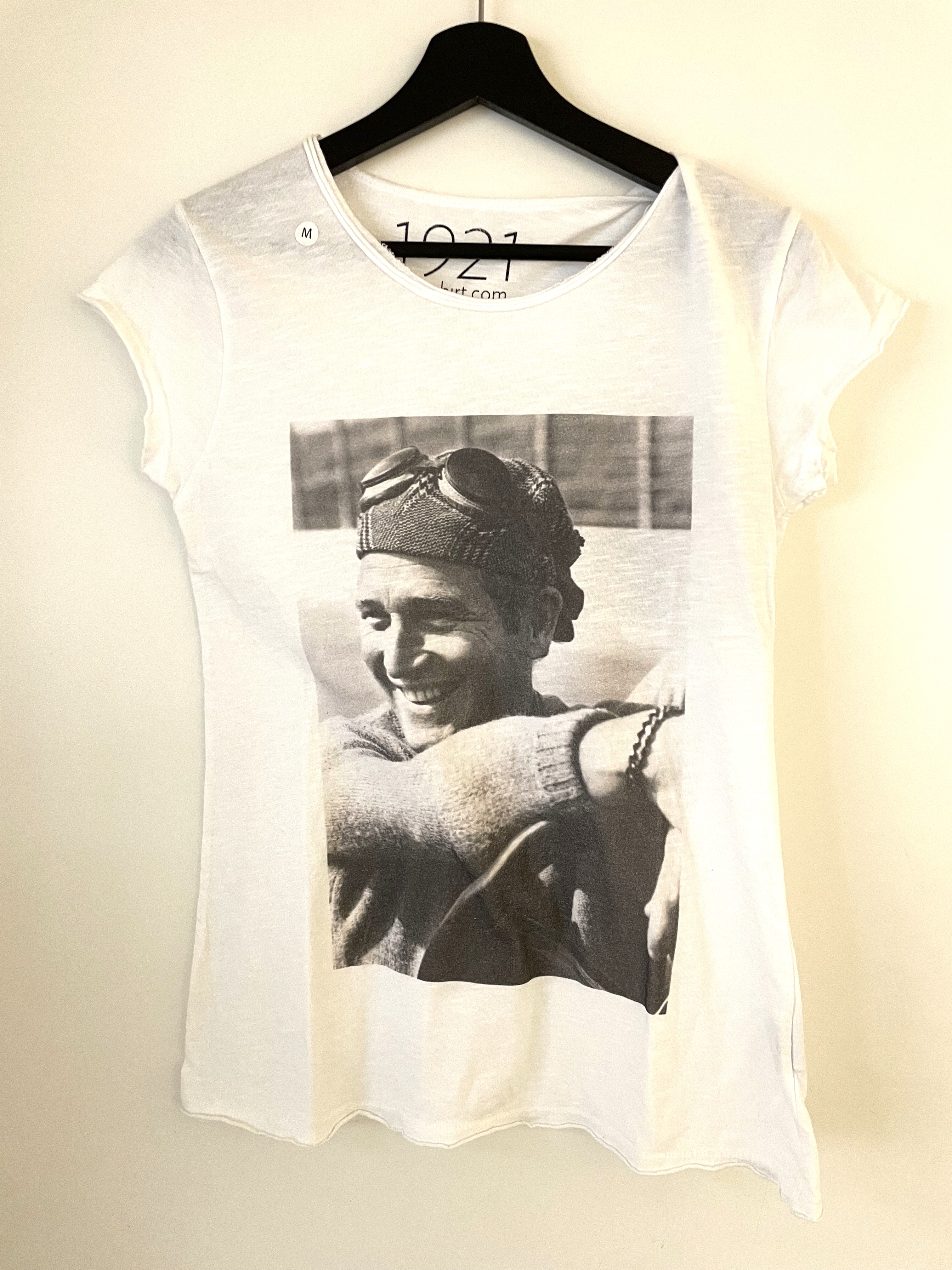 Paul Newman am Lenkrad mit Brille auf Mütze Größe: M