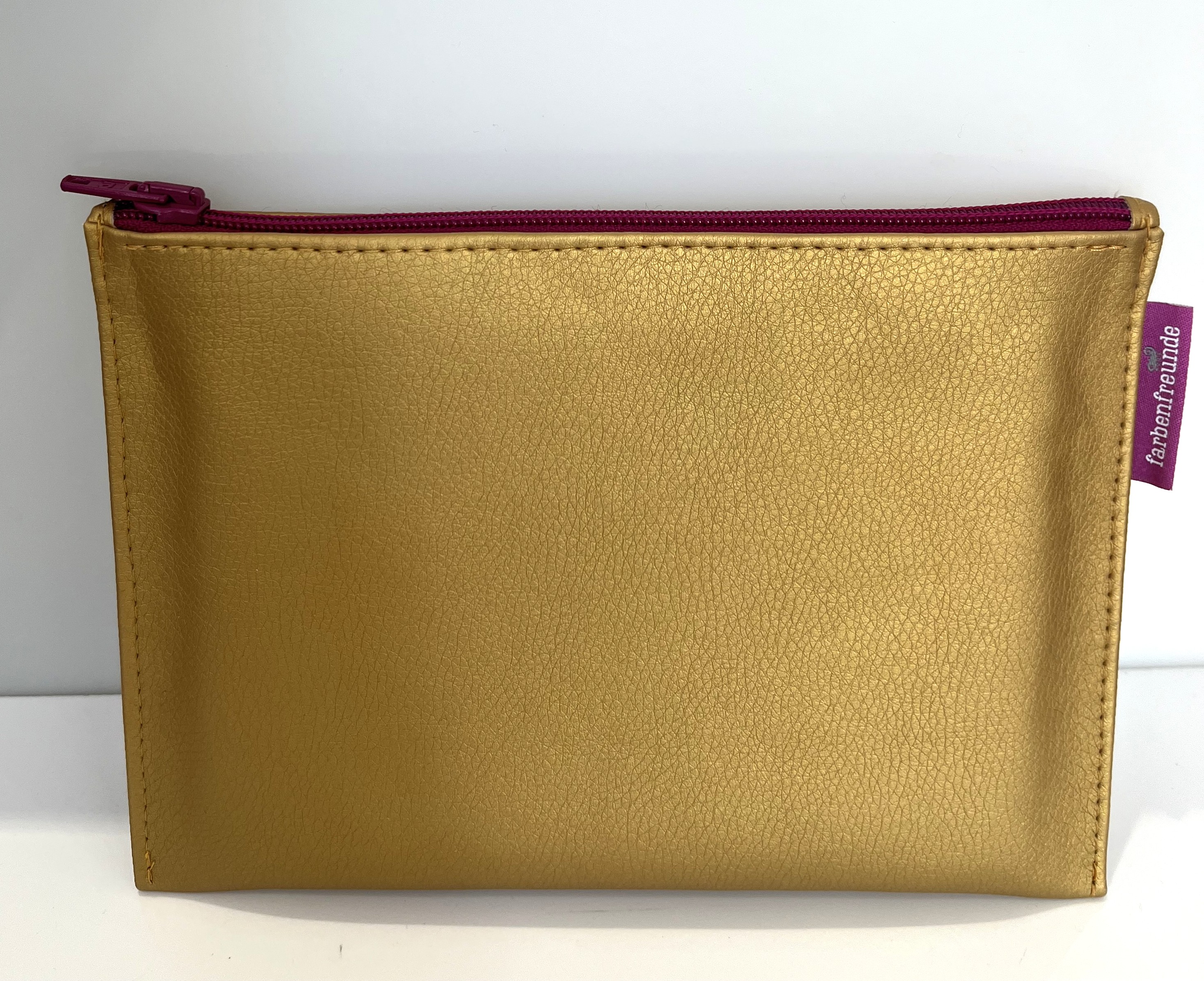 IMG_0782 Toilettentasche, flach, gold